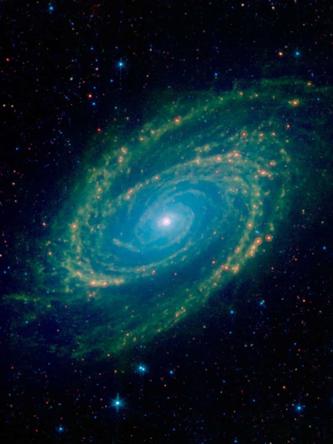 10 astonishing galaxy pictures captured by NASA