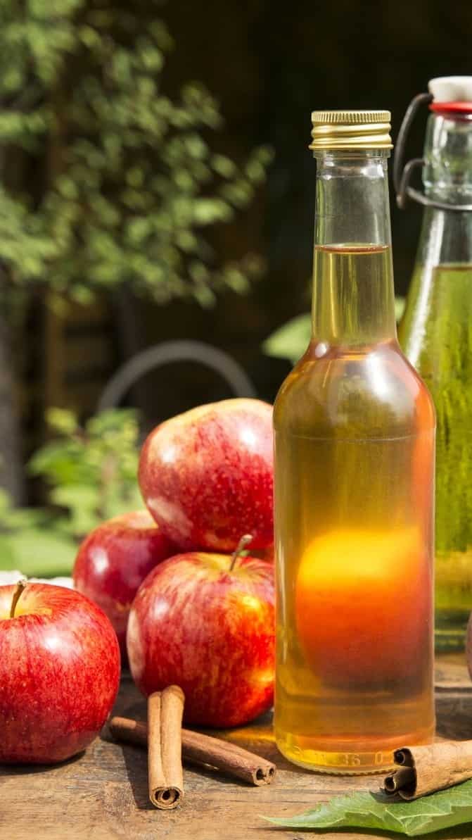 7 Benefits of drinking apple cider vinegar daily