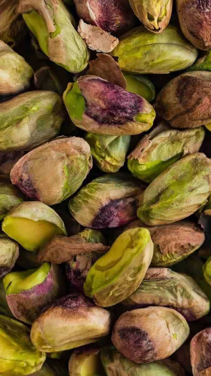 Benefits of eating pistachio in winter