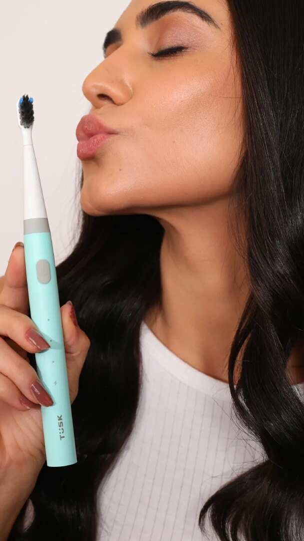 Benefits of using electric toothbrush