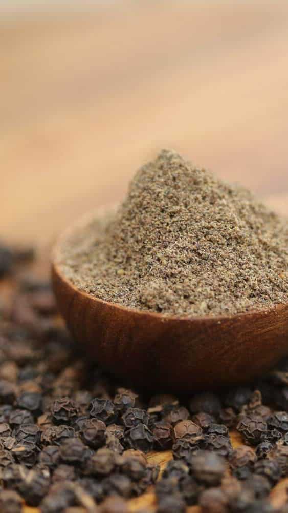 Weight loss tips Eat black pepper (kali mirch) to shed extra kilos
