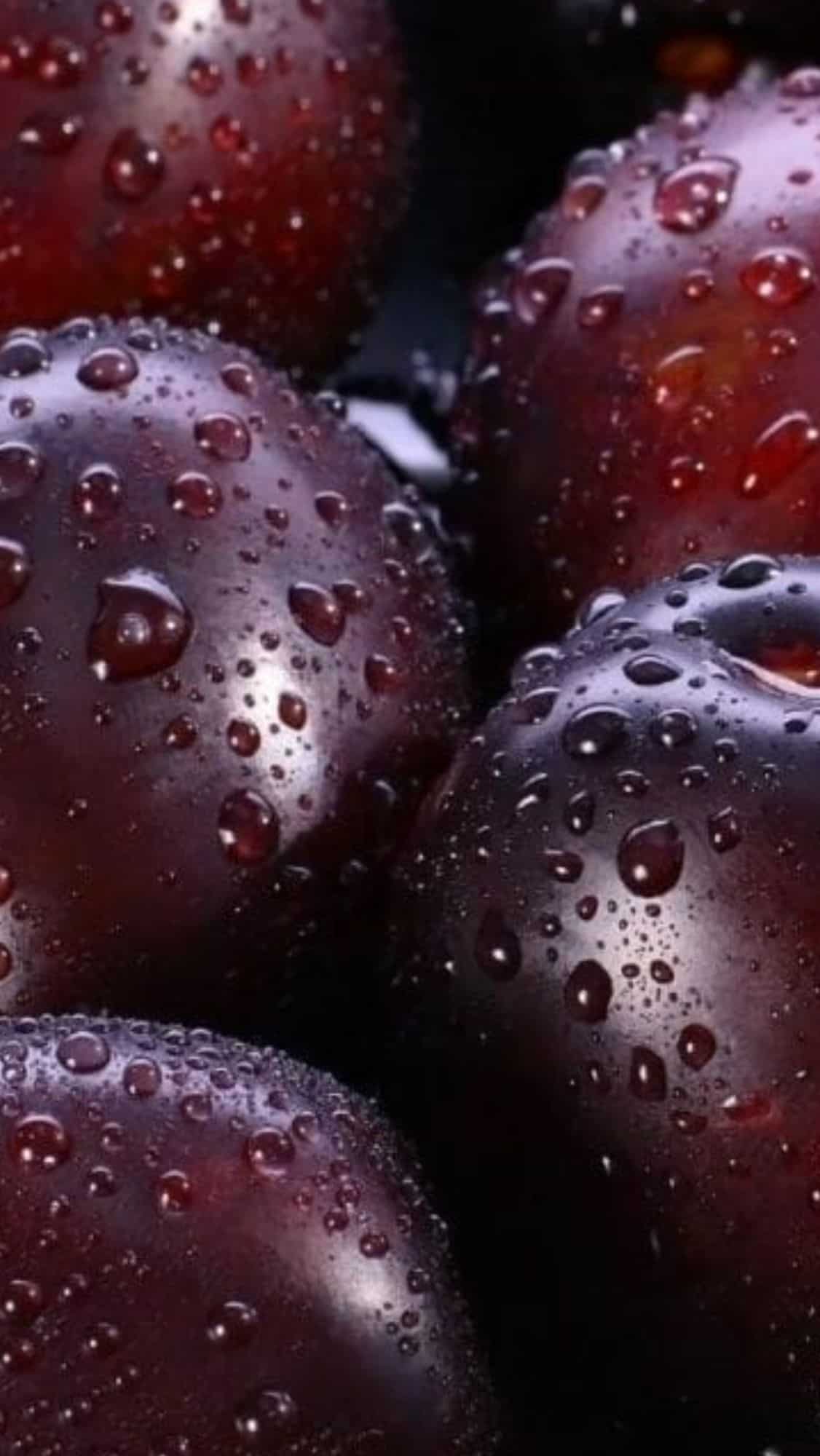 Benefits of eating plums