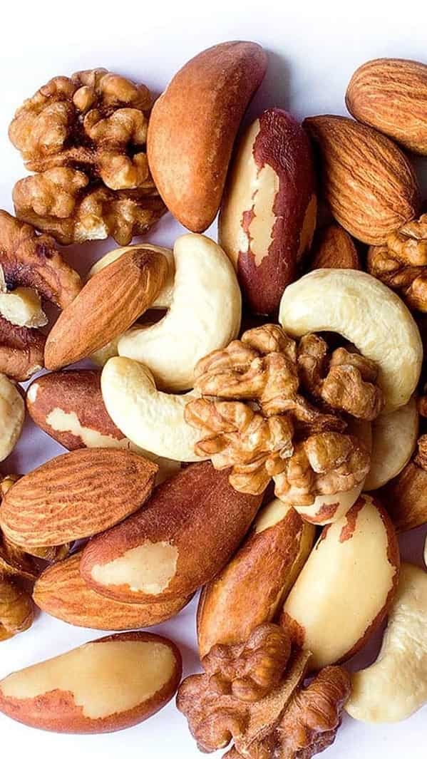 8 dry fruits that keep your eyesight sharp