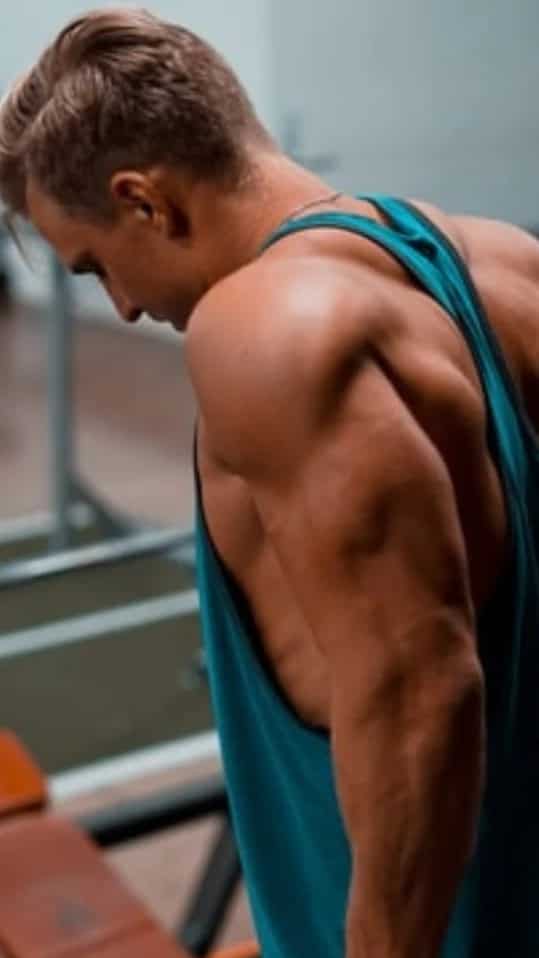 8 incredible benefits of dip exercises for upper body