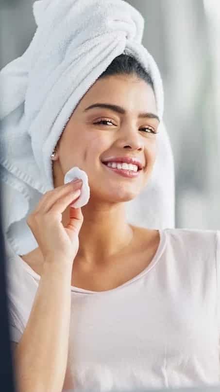 Natural make-up removing ingredients