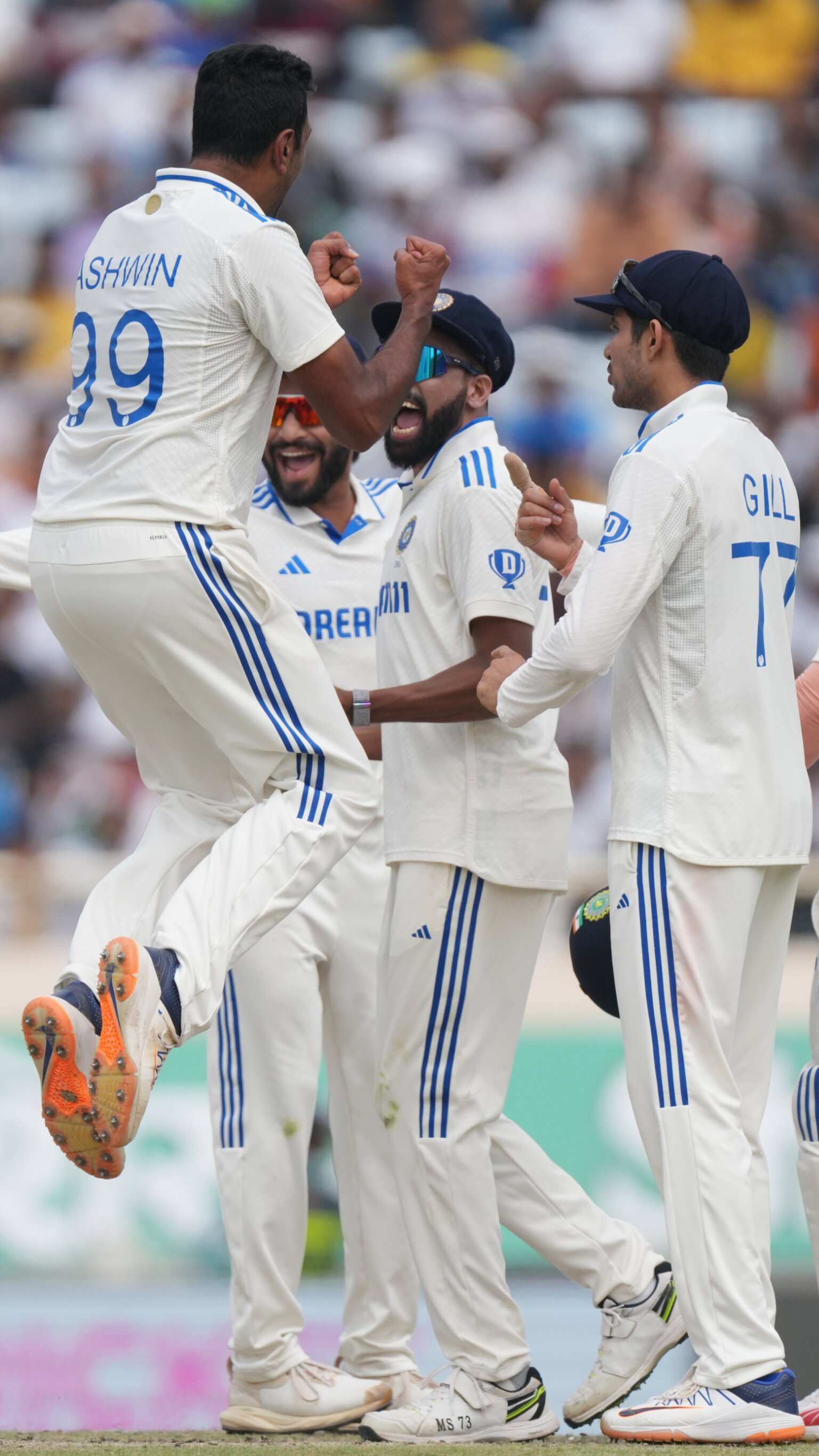revealed-salaries-of-virat-kohli-rohit-sharma-jadeja-bumrah-and-others