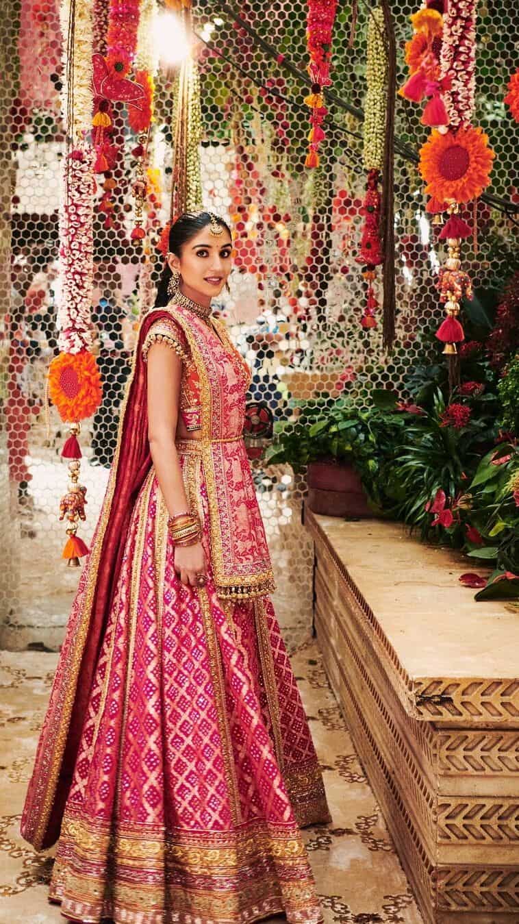 anant ambani wedding dress designer Anant Ambani and Radhika's Lavish Wedding Fashion Trends