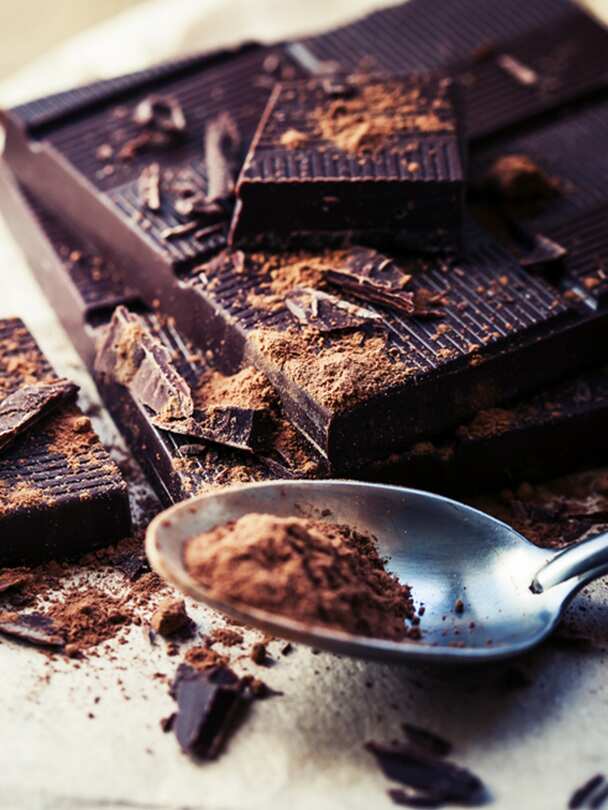 Chococolate Dark Chocolate खाने से मिलते हैं ये 5 बड़े फायदे
